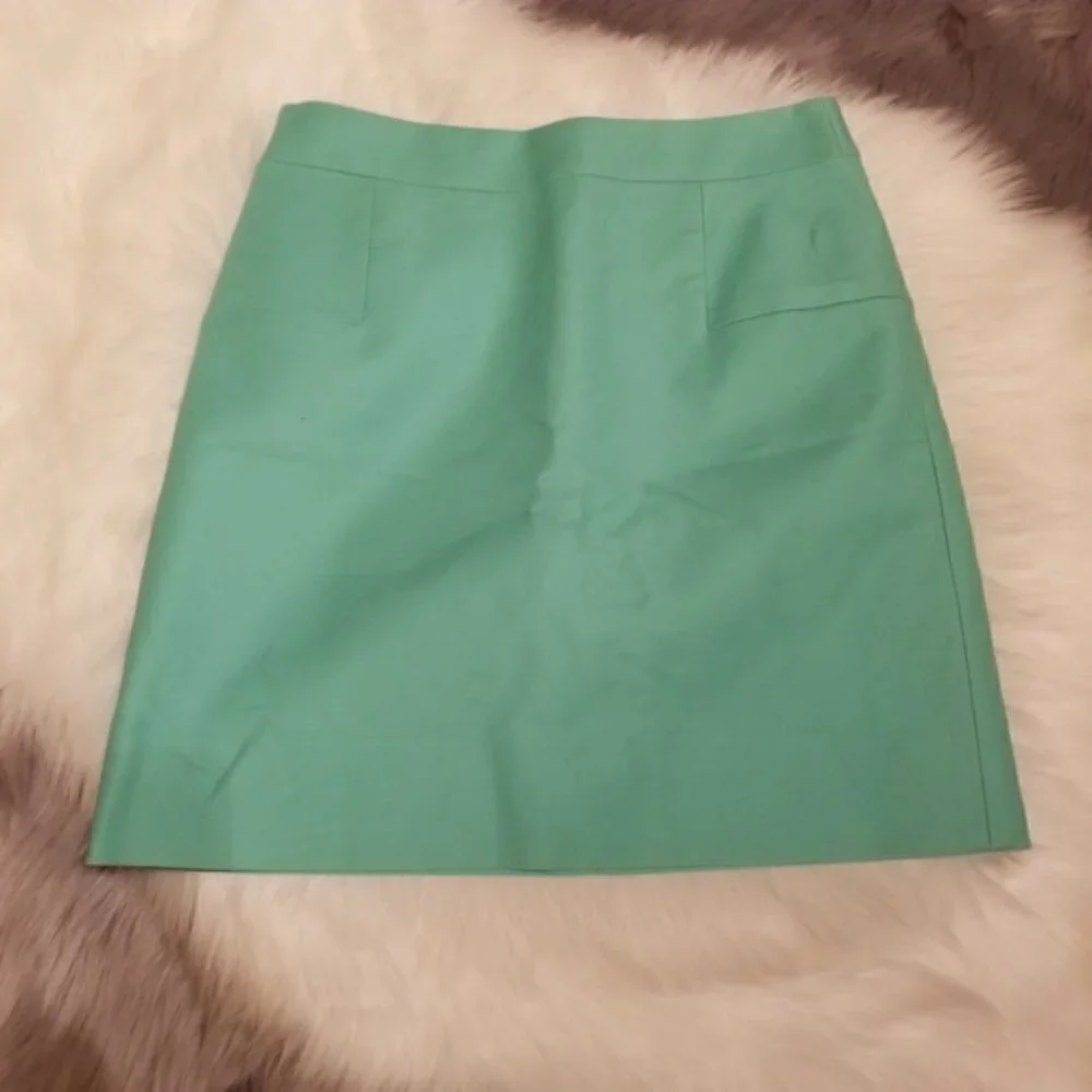 J Crew mint green mini skirt (2) EUC